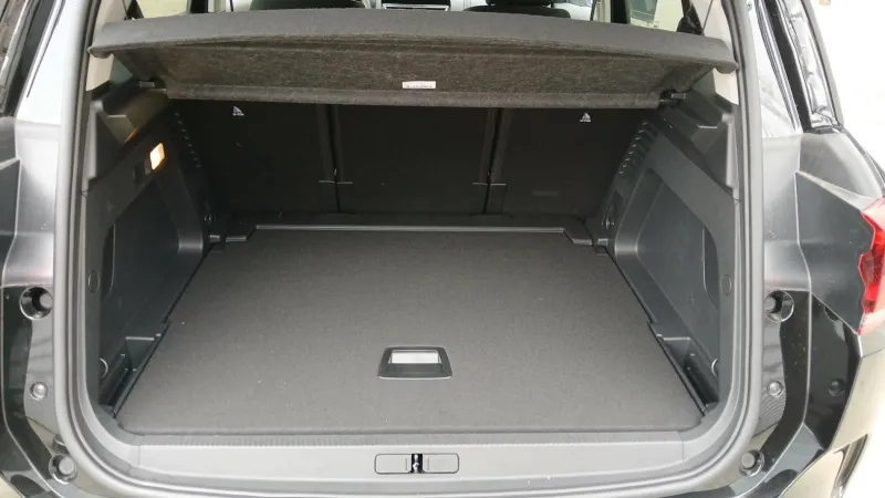 Image secondaire du véhicule 10