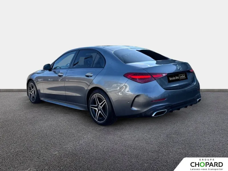 Image secondaire du véhicule 8