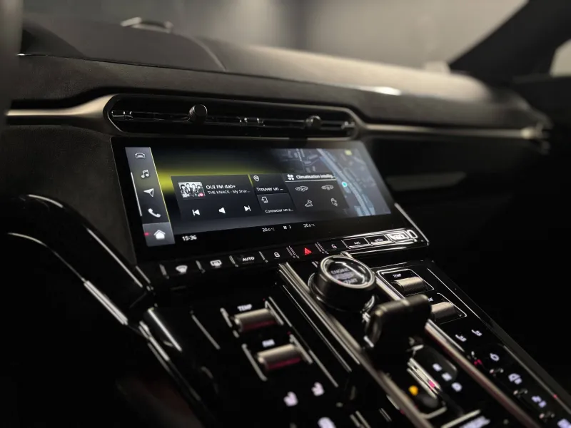 Image secondaire du véhicule 4