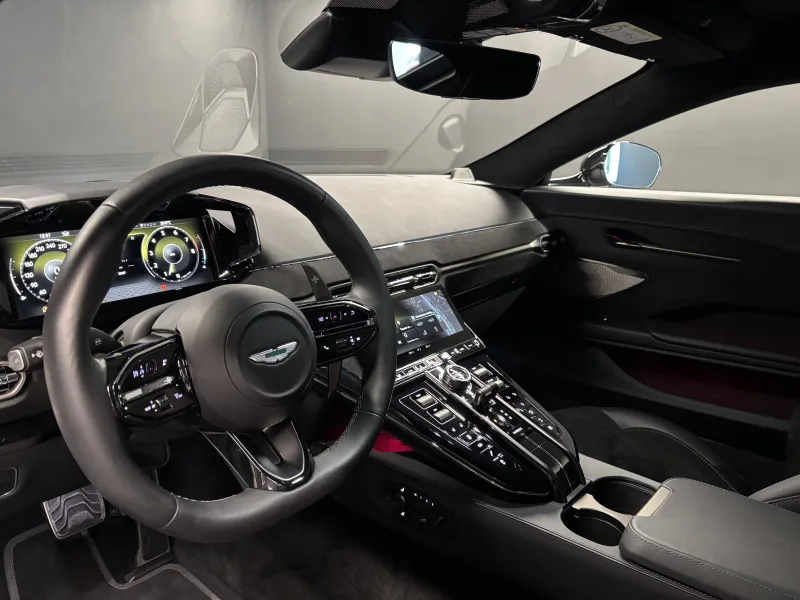 Image secondaire du véhicule 8