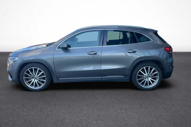 Image secondaire du véhicule 4