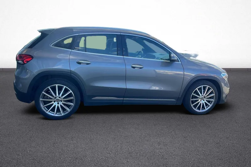 Image secondaire du véhicule 8