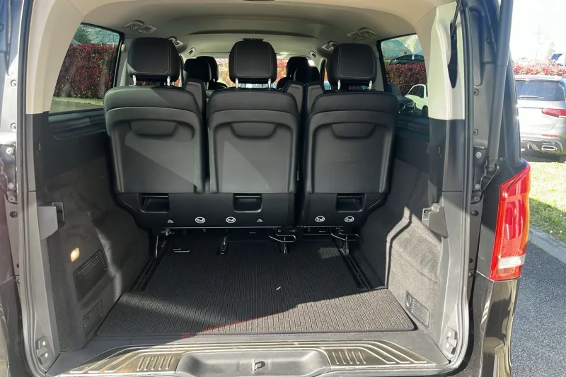 Image secondaire du véhicule 10