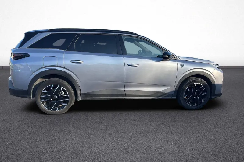 Image secondaire du véhicule 8