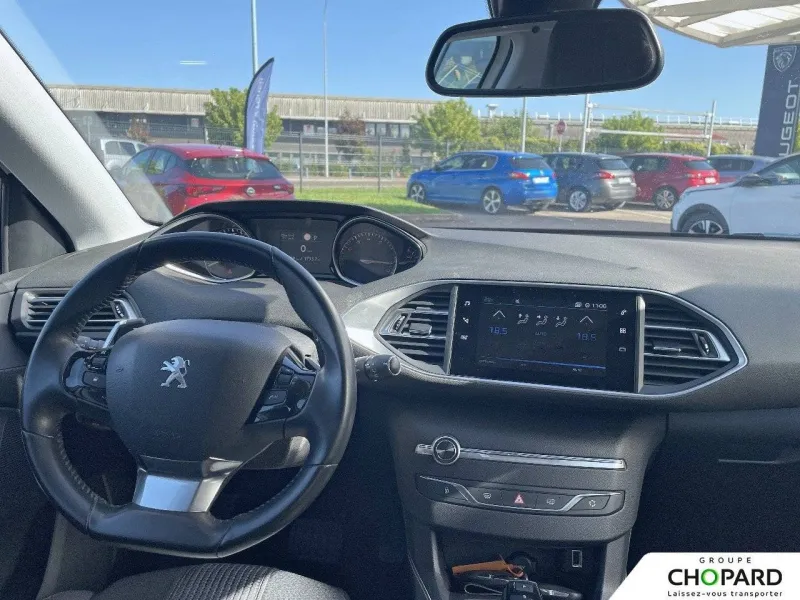 Image secondaire du véhicule 16