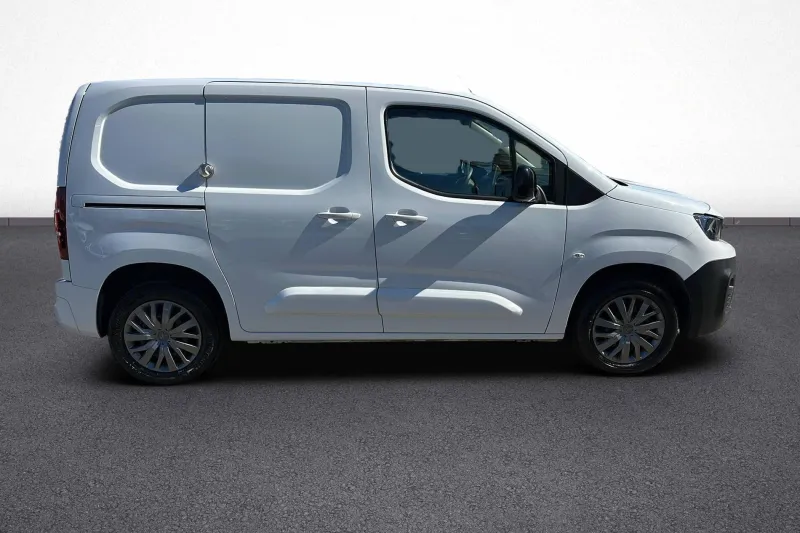 Image secondaire du véhicule 8