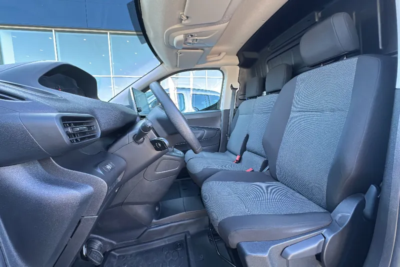 Image secondaire du véhicule 10