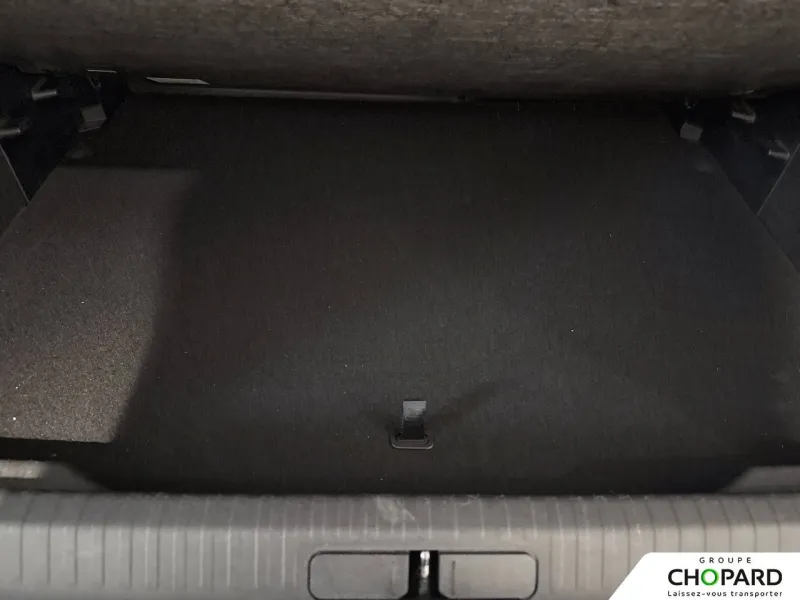 Image secondaire du véhicule 10