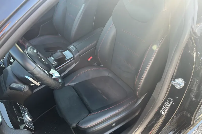 Image secondaire du véhicule 10