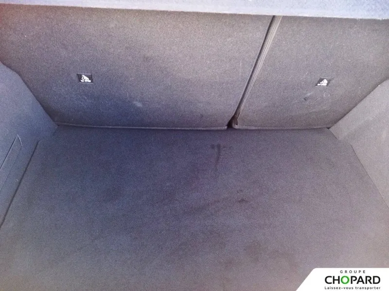 Image secondaire du véhicule 9