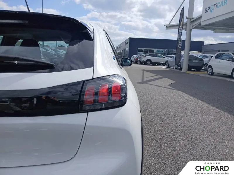 Image secondaire du véhicule 9