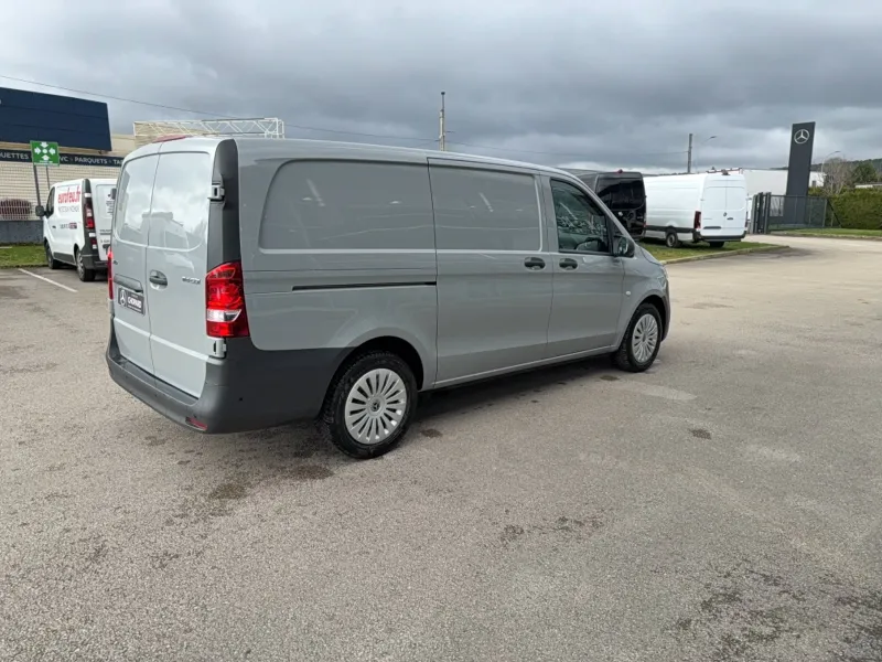 Image secondaire du véhicule 4