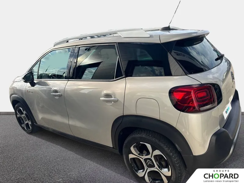 Image secondaire du véhicule 8