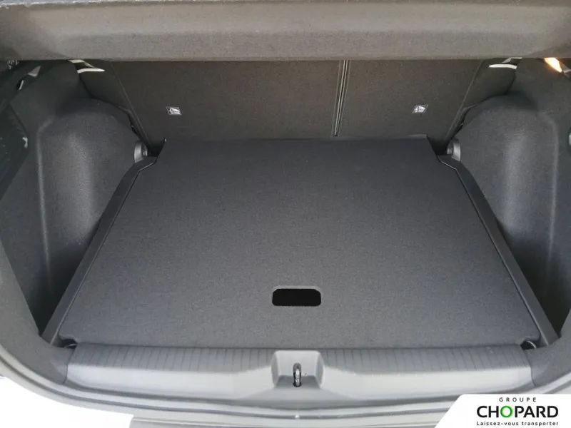 Image secondaire du véhicule 9