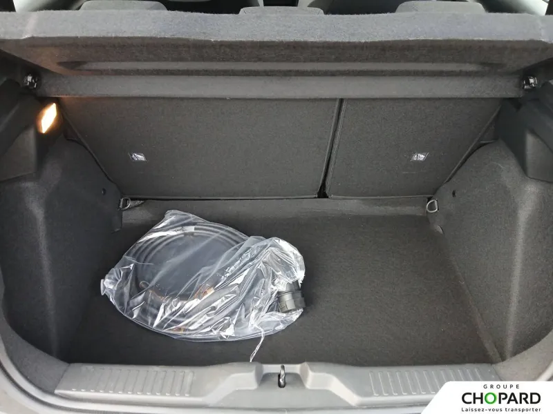 Image secondaire du véhicule 9