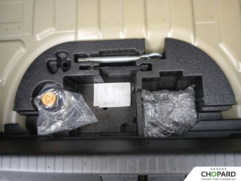 Image secondaire du véhicule 21