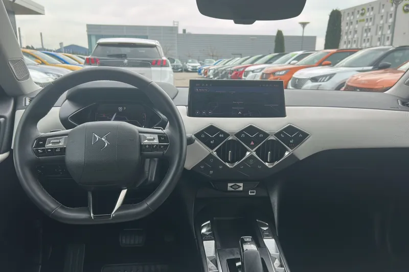 Image secondaire du véhicule 17