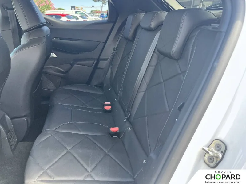 Image secondaire du véhicule 22