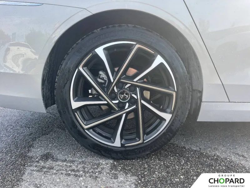 Image secondaire du véhicule 12