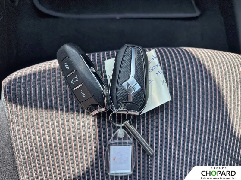 Image secondaire du véhicule 13