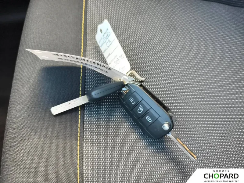 Image secondaire du véhicule 4