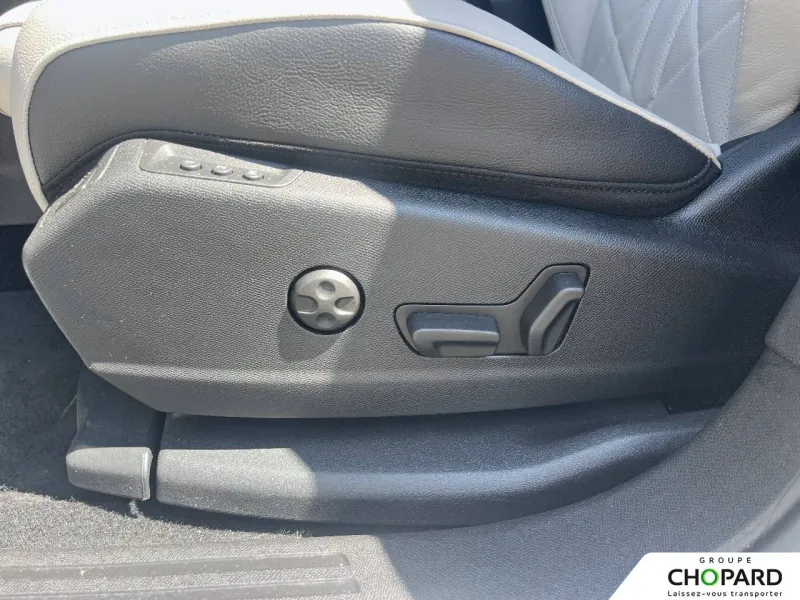 Image secondaire du véhicule 14