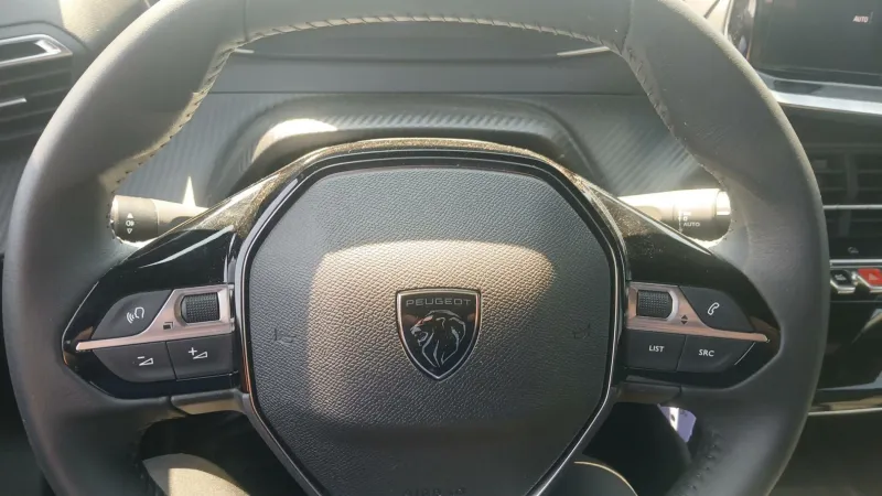 Image secondaire du véhicule 19