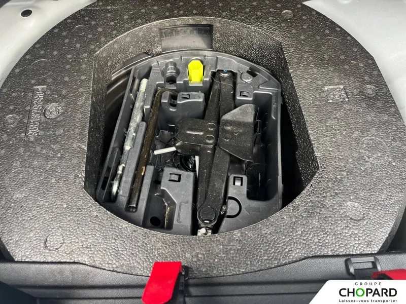 Image secondaire du véhicule 18