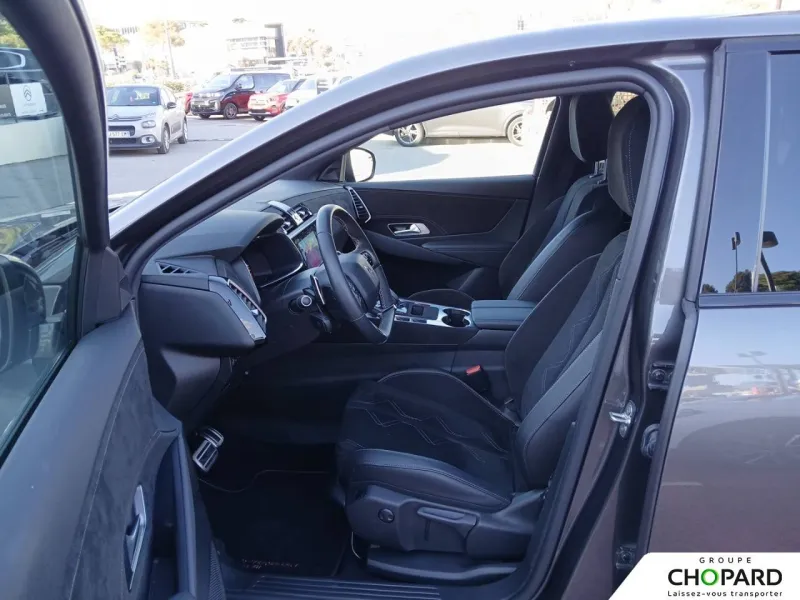 Image secondaire du véhicule 10