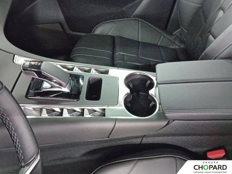 Image secondaire du véhicule 14