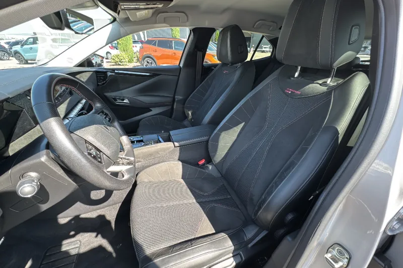 Image secondaire du véhicule 11