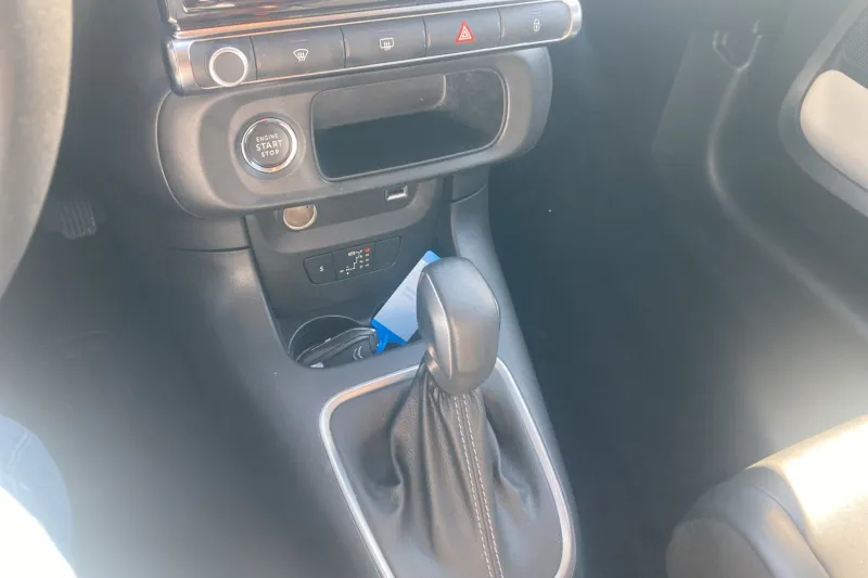 Image secondaire du véhicule 21