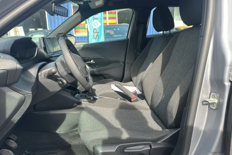 Image secondaire du véhicule 11