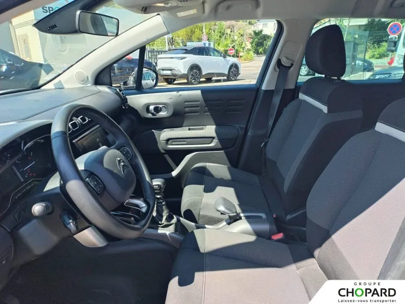 Image secondaire du véhicule 10