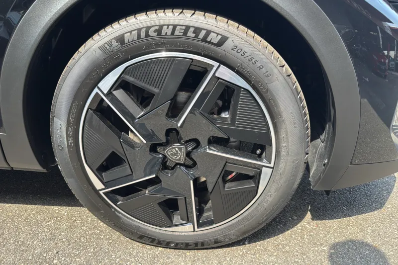 Image secondaire du véhicule 11