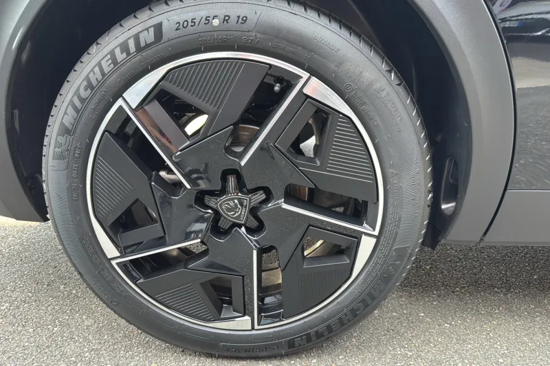 Image secondaire du véhicule 12