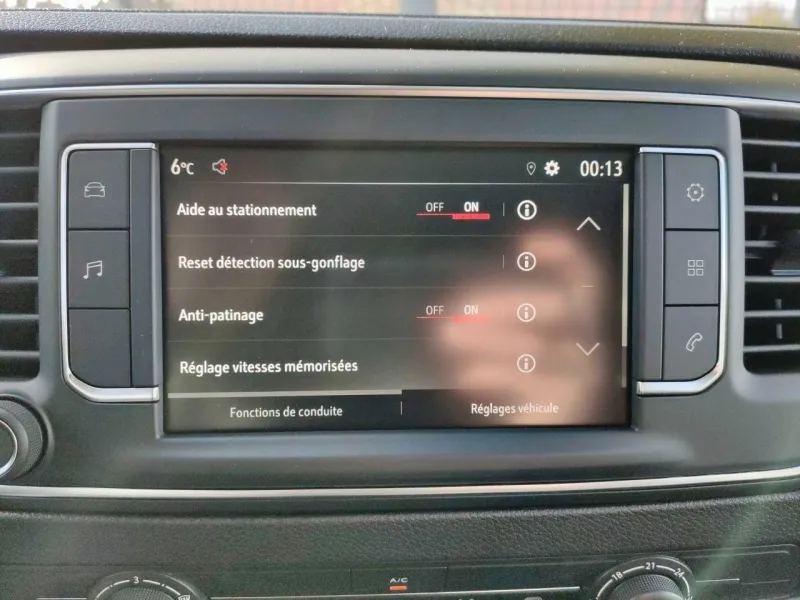 Image secondaire du véhicule 14