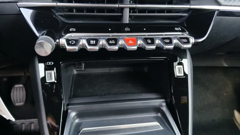 Image secondaire du véhicule 33