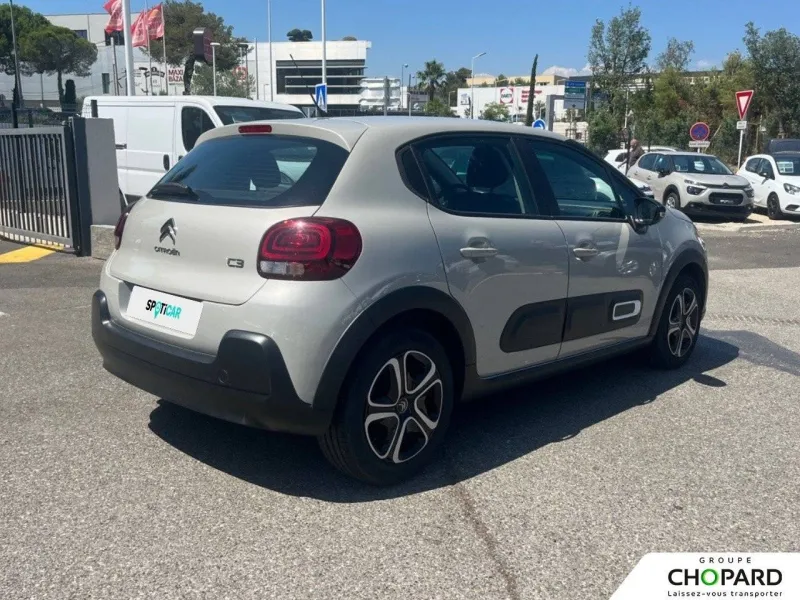 Image secondaire du véhicule 8