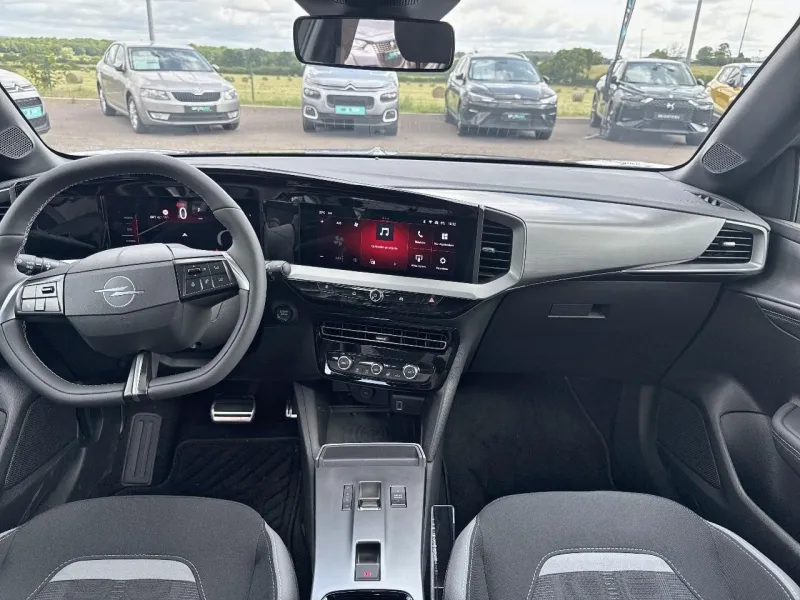 Image secondaire du véhicule 9