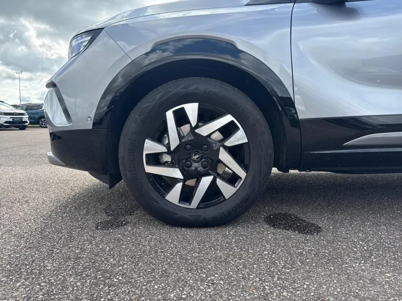 Image secondaire du véhicule 12