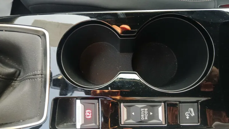 Image secondaire du véhicule 24