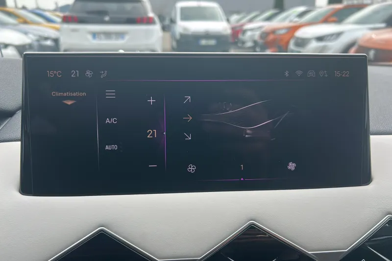 Image secondaire du véhicule 24