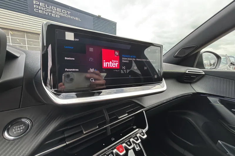 Image secondaire du véhicule 23