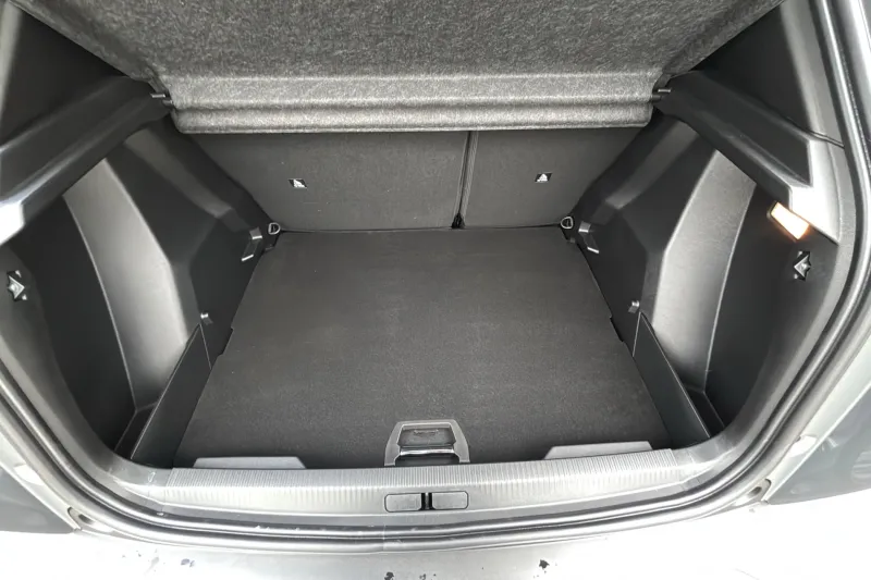 Image secondaire du véhicule 24