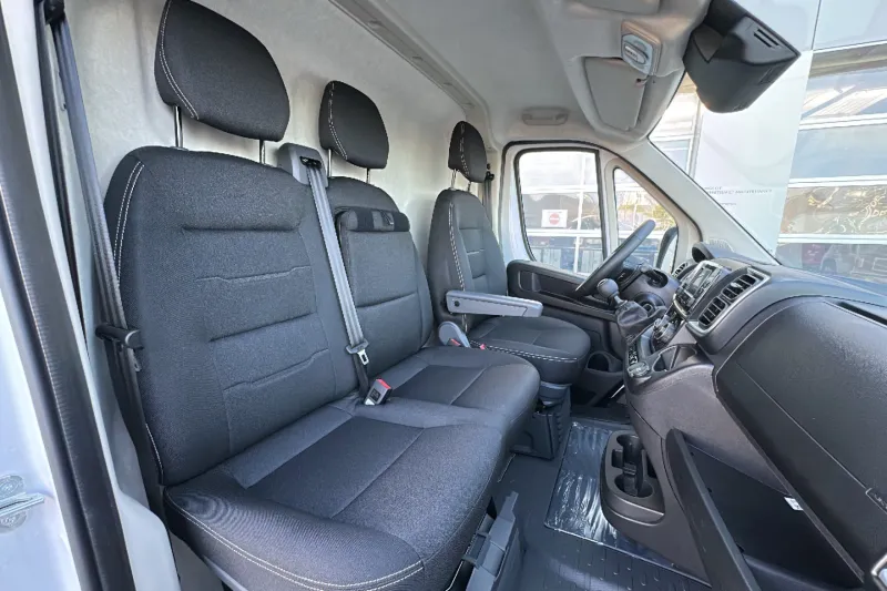 Image secondaire du véhicule 11