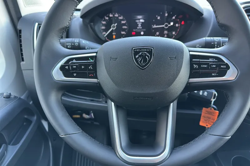 Image secondaire du véhicule 14