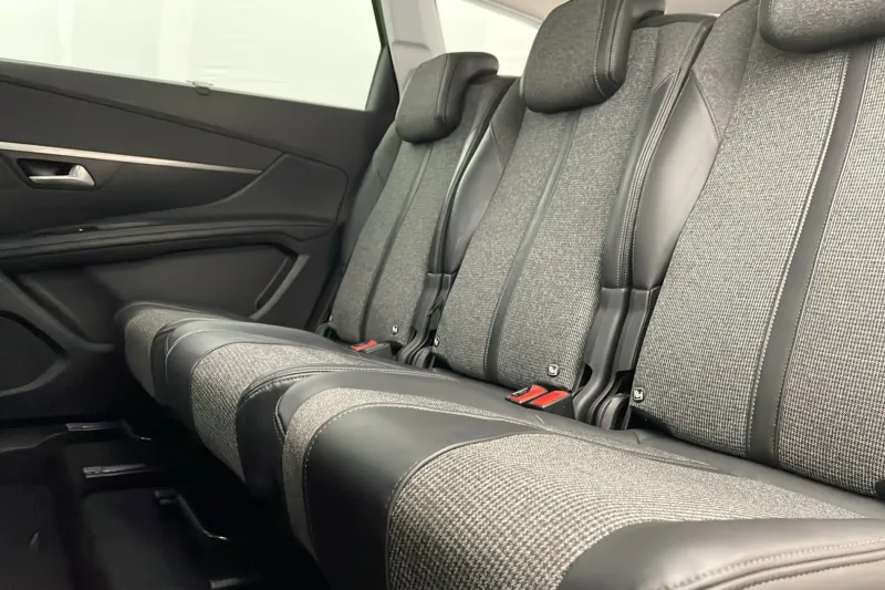 Image secondaire du véhicule 50