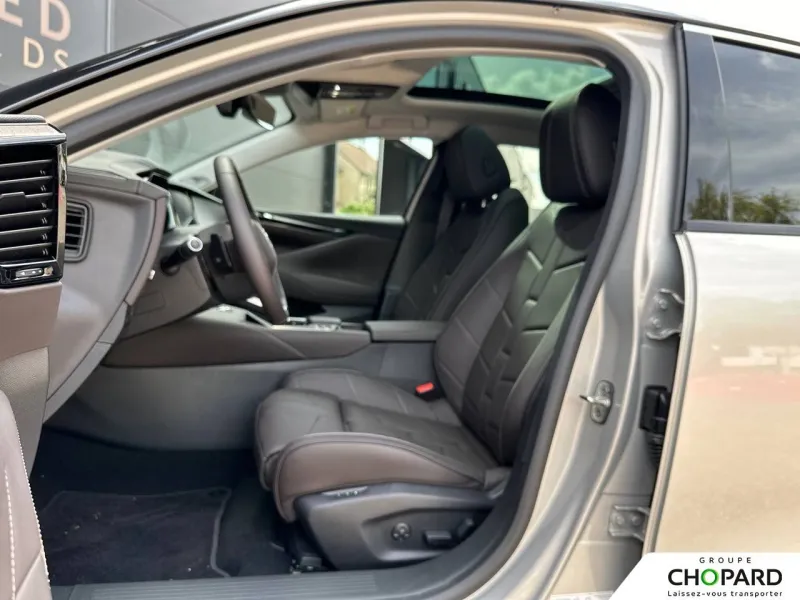 Image secondaire du véhicule 10