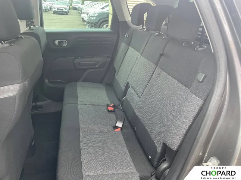 Image secondaire du véhicule 12